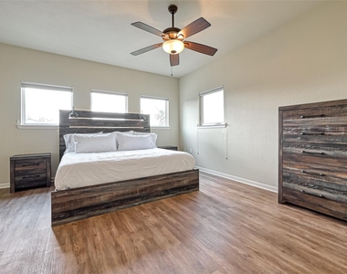 2102 Todville Road - Photo Thumbnail 13