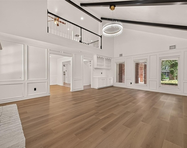 12619 Chriswood Drive - Photo Thumbnail 4