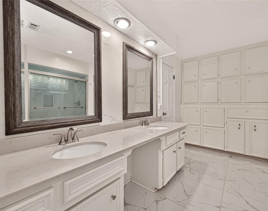 12619 Chriswood Drive - Photo Thumbnail 42