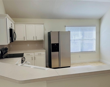20210 Glen Burn Court - Photo Thumbnail 4