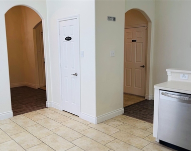 20210 Glen Burn Court - Photo Thumbnail 6