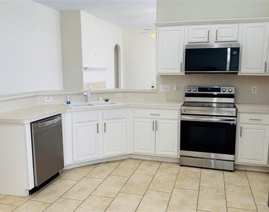 20210 Glen Burn Court - Photo Thumbnail 5