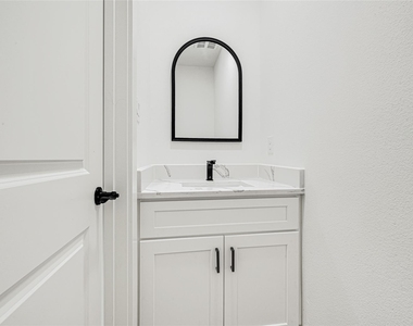 659 Road 5846 - Photo Thumbnail 10