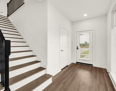 659 Road 5846 - Photo Thumbnail 2