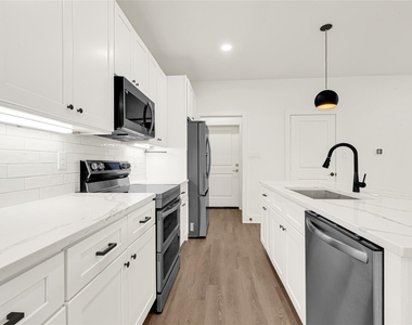 659 Road 5846 - Photo Thumbnail 6