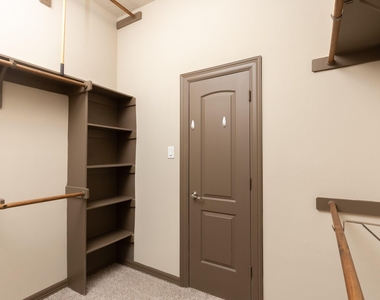 87 Aventura Place - Photo Thumbnail 18
