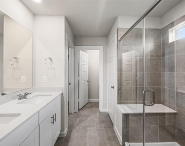 7002 Lauren Oak Drive - Photo Thumbnail 14