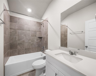 7002 Lauren Oak Drive - Photo Thumbnail 19
