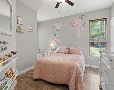 1680 Beech Drive - Photo Thumbnail 4