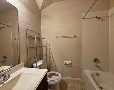 3443 Arrowhead Bay Lane - Photo Thumbnail 29