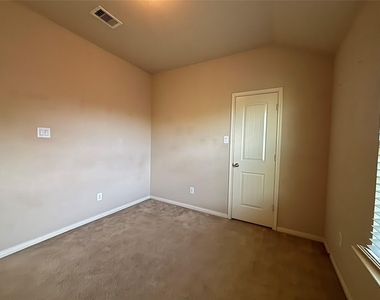 3443 Arrowhead Bay Lane - Photo Thumbnail 25