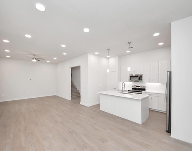 7330 Leighton Meadow Lane - Photo Thumbnail 12