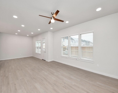 7330 Leighton Meadow Lane - Photo Thumbnail 17