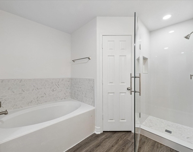 8310 Hardy Elm Street - Photo Thumbnail 20