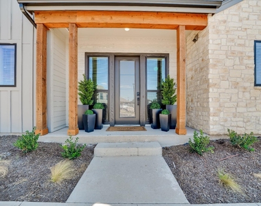 1601-120 Mustang Drive - Photo Thumbnail 1