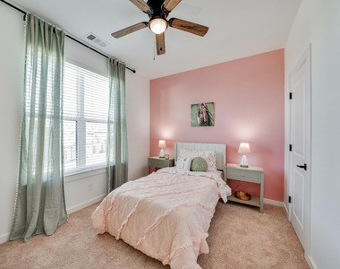 1601-120 Mustang Drive - Photo Thumbnail 23