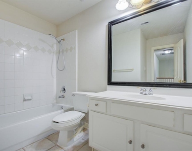 7511 S Linpar Court - Photo Thumbnail 36