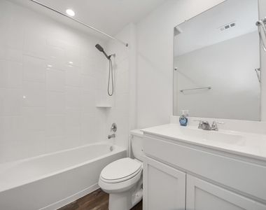 8614 Shumard Oak Drive - Photo Thumbnail 21