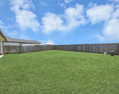 8614 Shumard Oak Drive - Photo Thumbnail 35