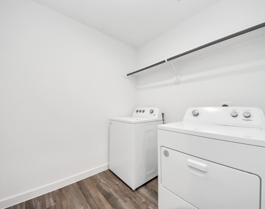 8614 Shumard Oak Drive - Photo Thumbnail 32