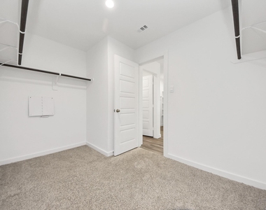 8614 Shumard Oak Drive - Photo Thumbnail 33