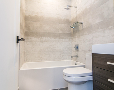 565 Evergreen Avenue - Photo Thumbnail 9