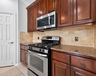50 Vershire Circle - Photo Thumbnail 16