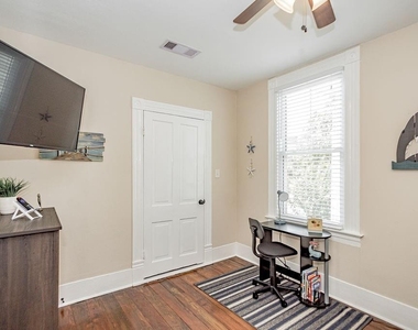 1406 Moody Avenue - Photo Thumbnail 21