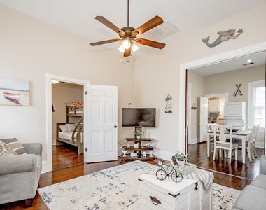 1406 Moody Avenue - Photo Thumbnail 8