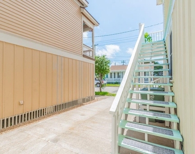1406 Moody Avenue - Photo Thumbnail 2