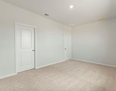 8839 New Jade Drive - Photo Thumbnail 5