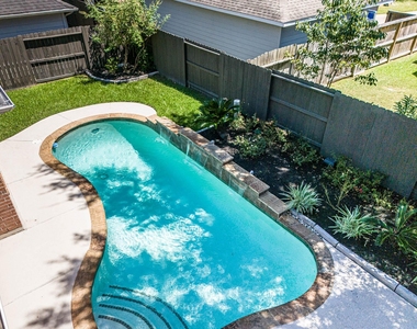 12007 Costa Del Rey Court - Photo Thumbnail 10