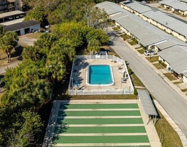 4928 Getner Street - Photo Thumbnail 17