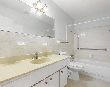 3775 59th Street N - Photo Thumbnail 24