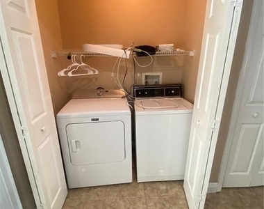 2216 Lake Woodberry Circle - Photo Thumbnail 9