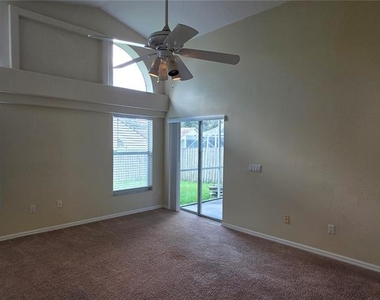 2546 Siena Way - Photo Thumbnail 26