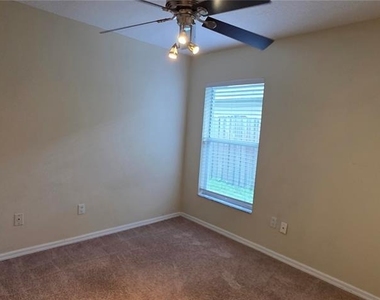2546 Siena Way - Photo Thumbnail 38
