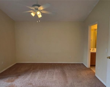 2546 Siena Way - Photo Thumbnail 27