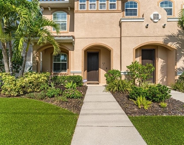 213 S Westland Avenue - Photo Thumbnail 2