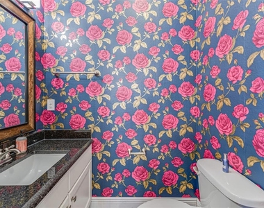 213 S Westland Avenue - Photo Thumbnail 47