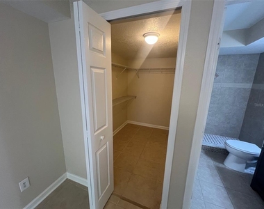 3019 Bonaventure Circle - Photo Thumbnail 17