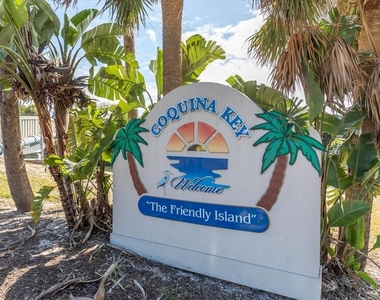102 Pompano Drive Se - Photo Thumbnail 40