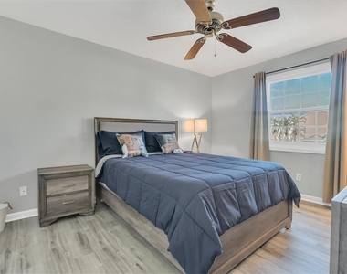 102 Pompano Drive Se - Photo Thumbnail 13
