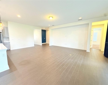 4645 Butler National Drive - Photo Thumbnail 14