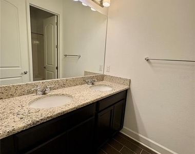 4645 Butler National Drive - Photo Thumbnail 4