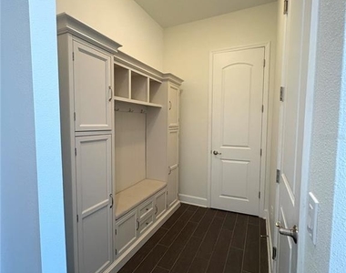 4645 Butler National Drive - Photo Thumbnail 8