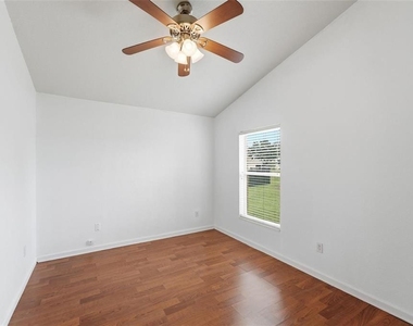 2819 Maguire Drive - Photo Thumbnail 19