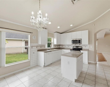 2819 Maguire Drive - Photo Thumbnail 14