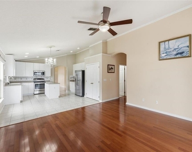 2819 Maguire Drive - Photo Thumbnail 8