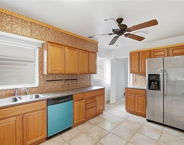 3106 W Braddock Street - Photo Thumbnail 5